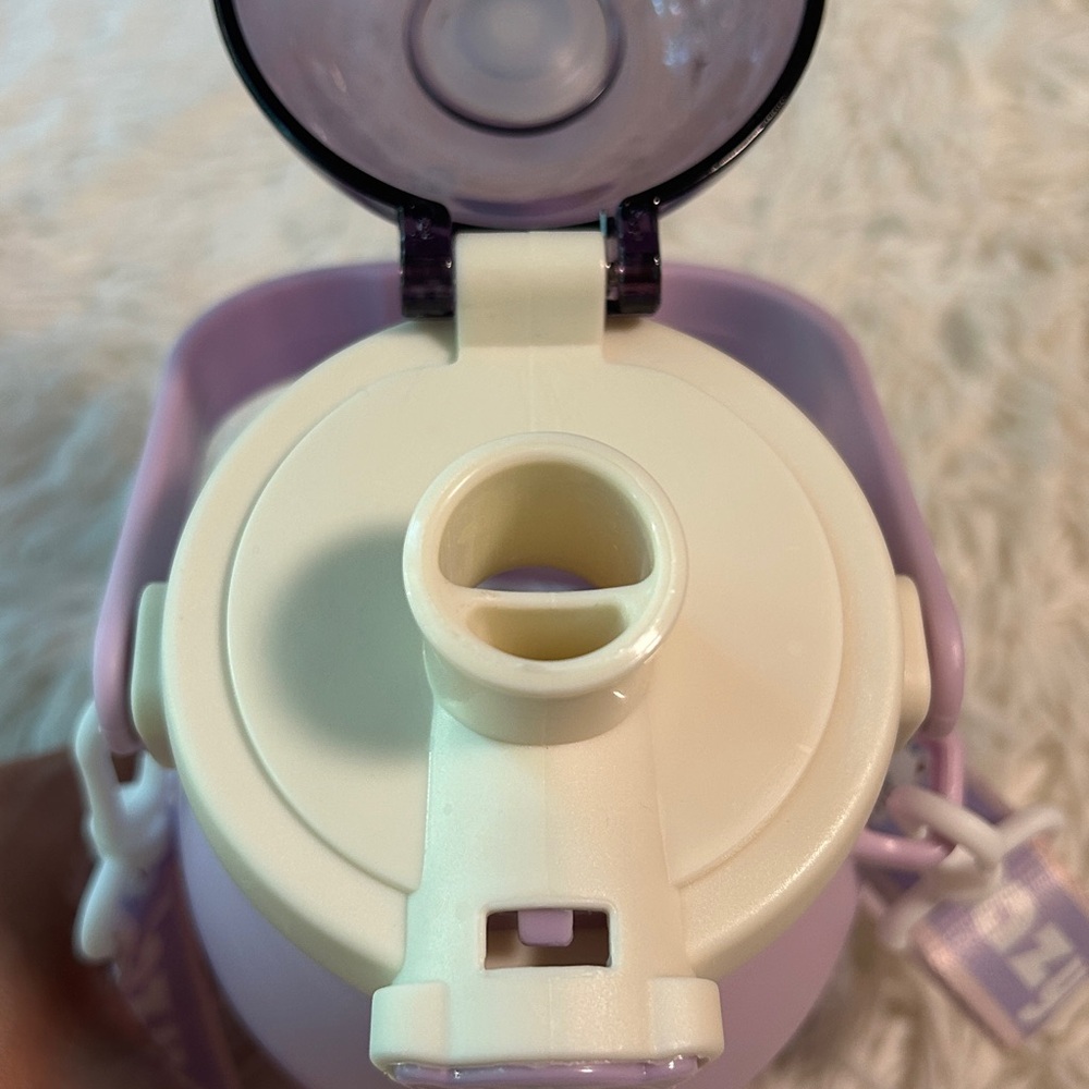 Cat Water Bottle 27oz. With handle and adjustable strap-Purple - White. Lazycat - Picture 5 of 12